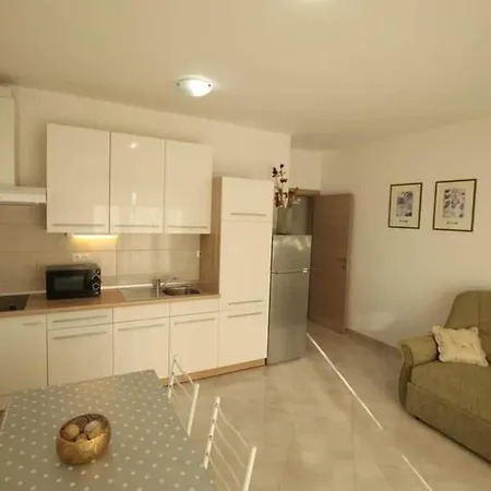 Ana - Appartement *
