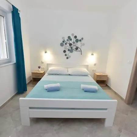 Appartement Ana - Srima
